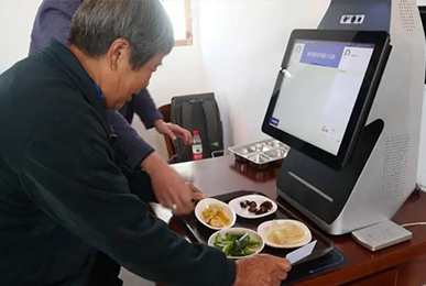 羨慕！蕭山這些食堂將一卡通用！智慧系統(tǒng)安裝正在鋪開，還能刷臉！